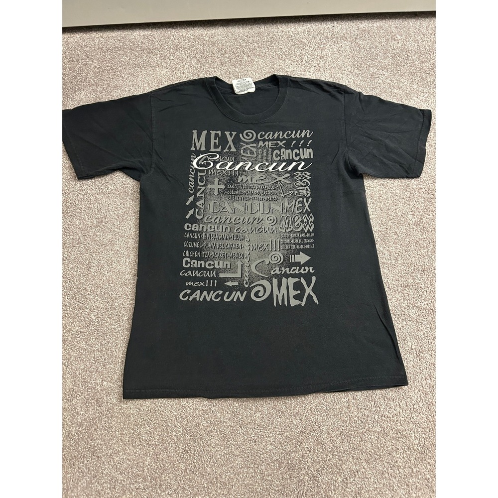 Caribbean Cancun‎ Mexico T-Shirt Mens Medium Black Excellent Typography Graphic